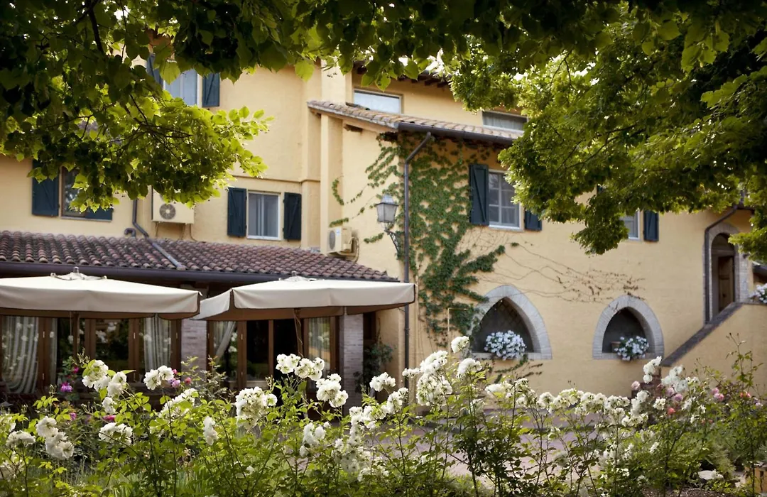 Resort E Spa San Crispino-1